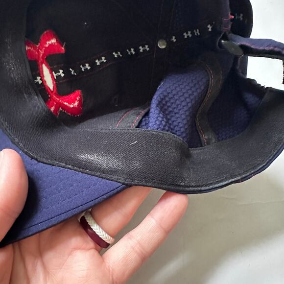 Under Armour Golf Hat - Coeur d'Alene Resort Floating Green - Picture 6 of 7